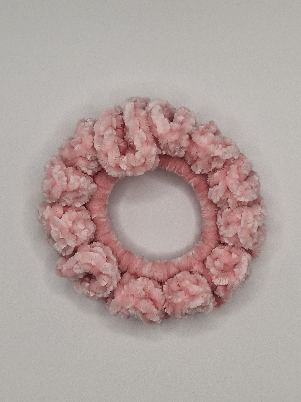 Crochet Velvet Scrunchie: quiet Pink Bernat Baby Velvet Hair Tie