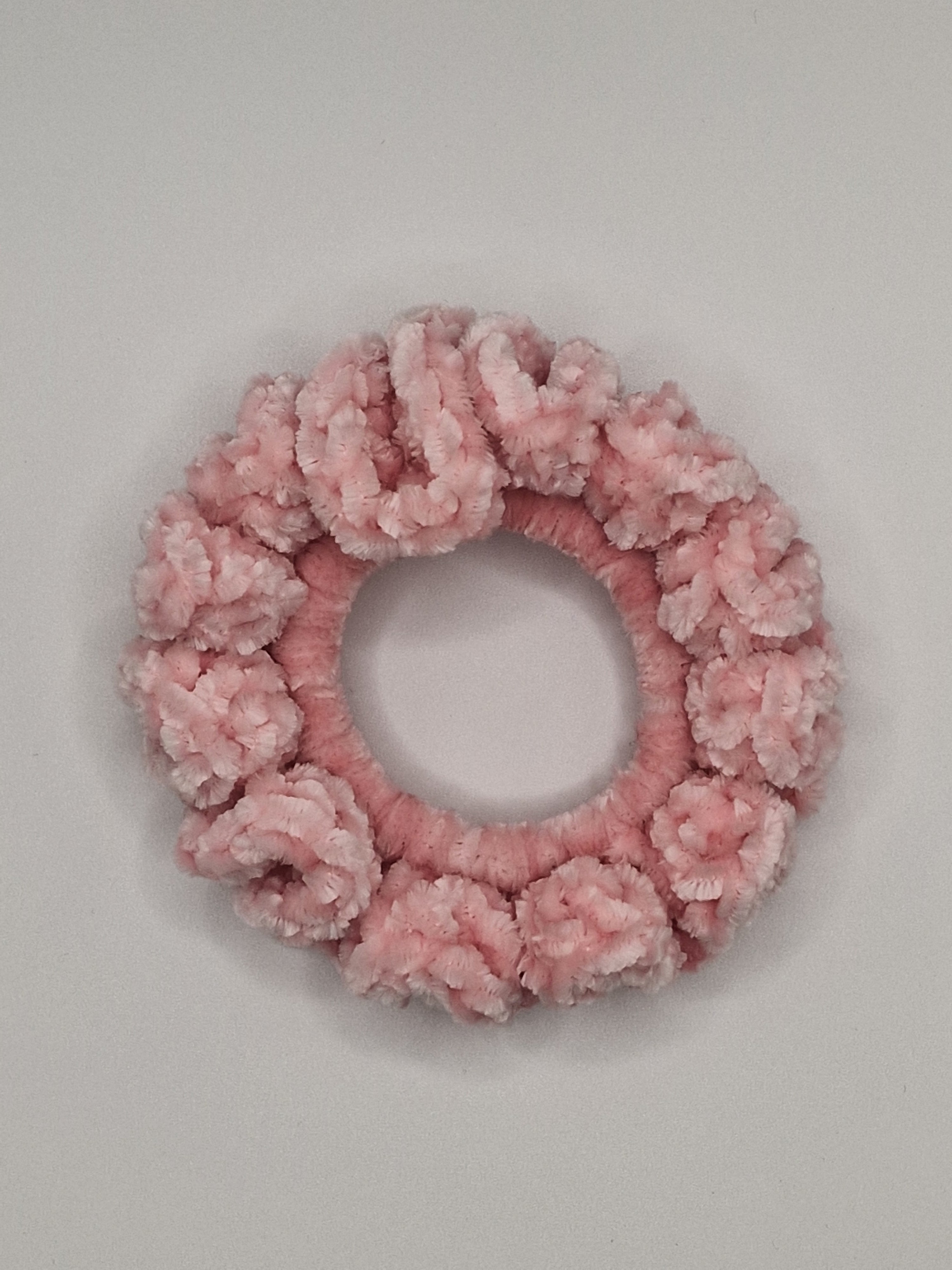 Crochet Velvet Scrunchie: quiet Pink Bernat Baby Velvet Hair Tie