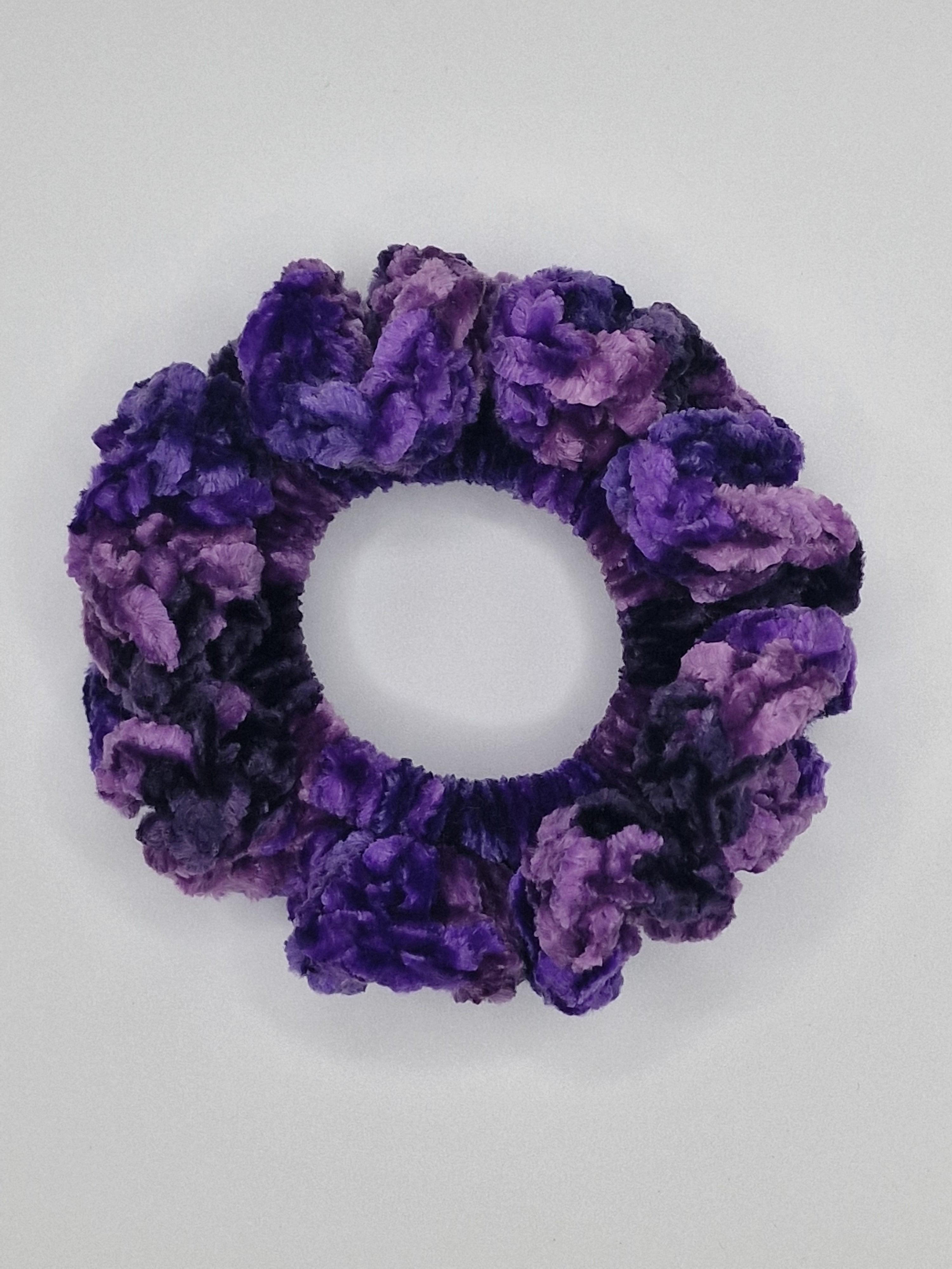 Crochet Velvet Scrunchie: Bernat Crushed Velvet Potent Purple Hair Tie