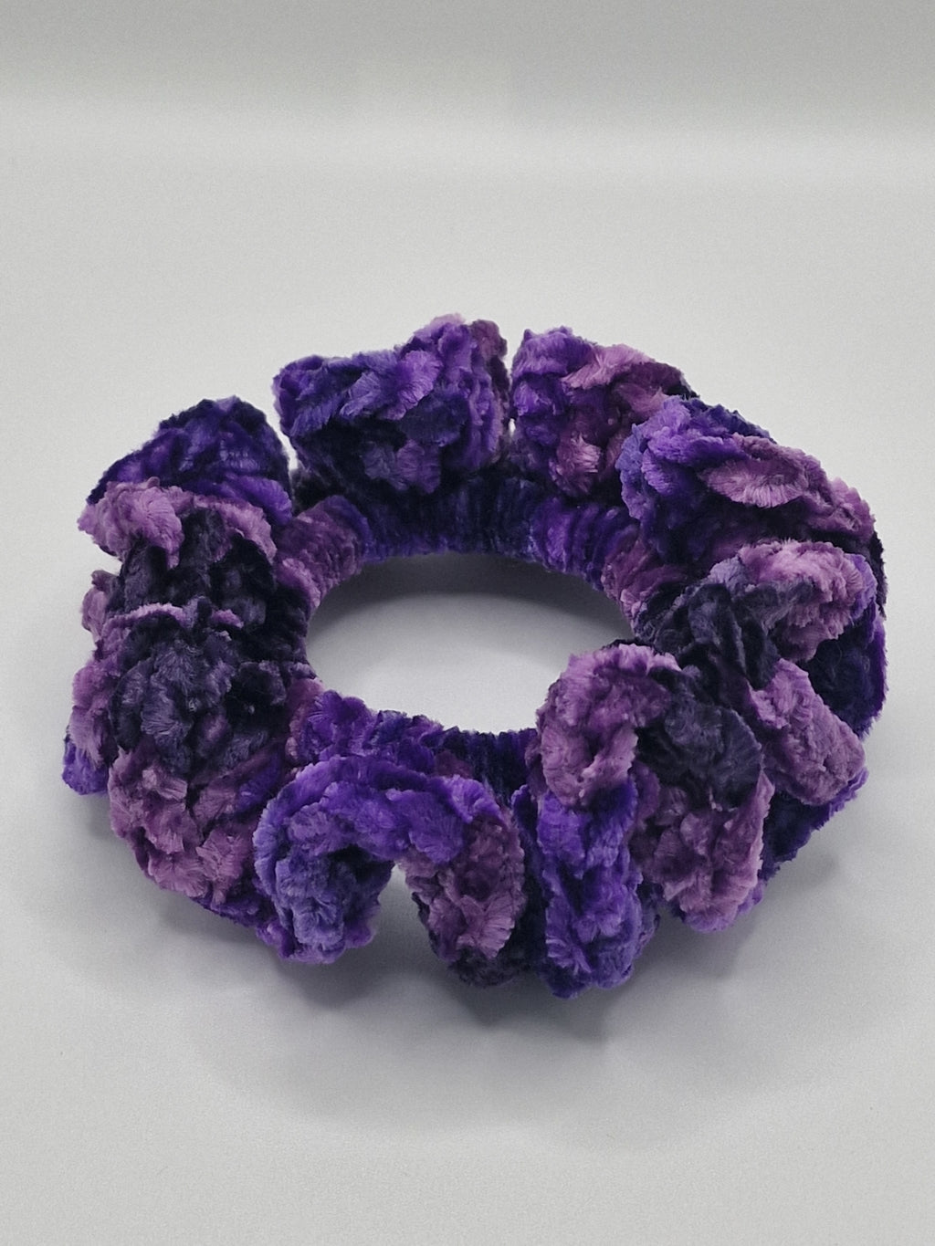 Crochet Velvet Scrunchie: Bernat Crushed Velvet Potent Purple Hair Tie